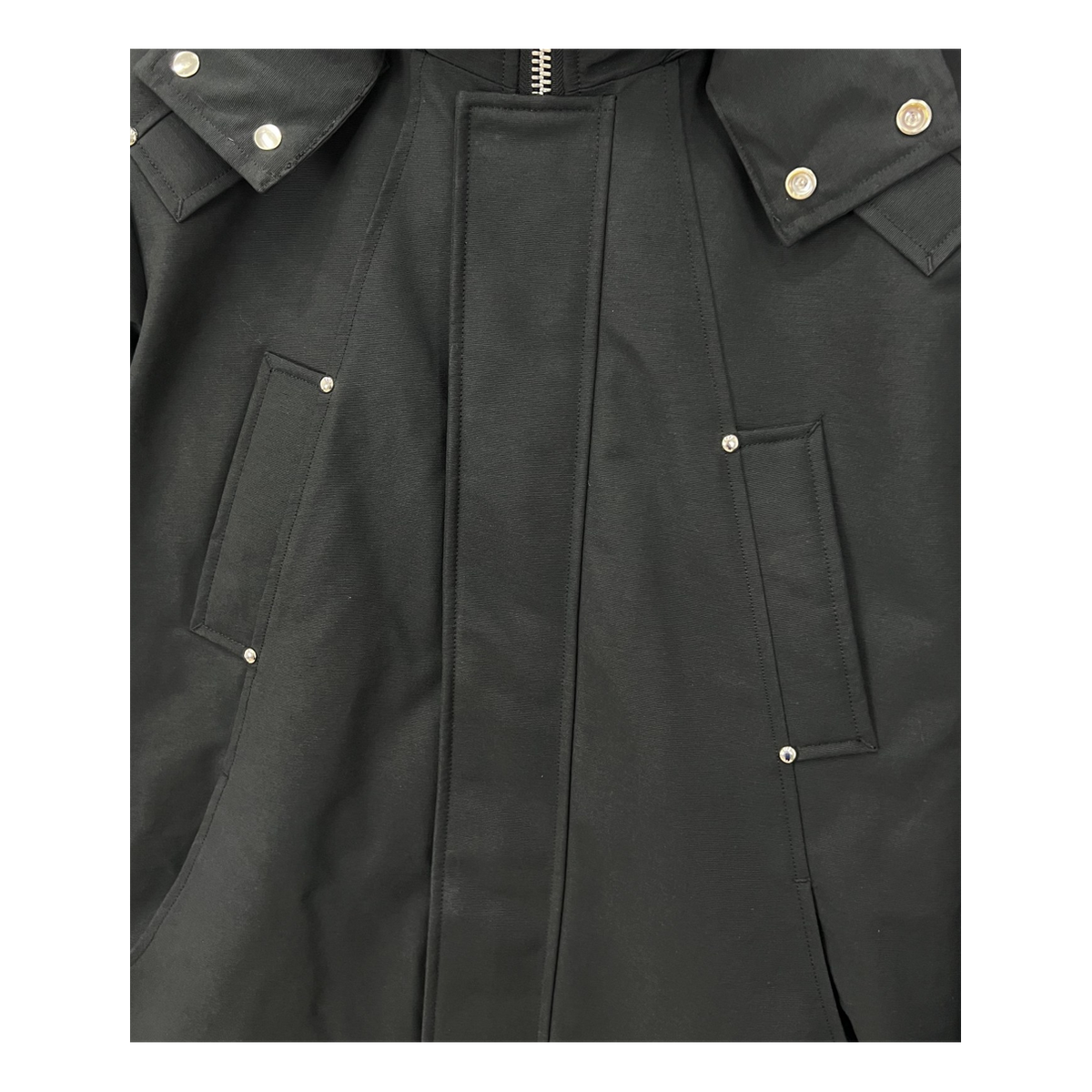 Moose Knuckles Fur-Trim Hooded Parka with Curved Hem - Black